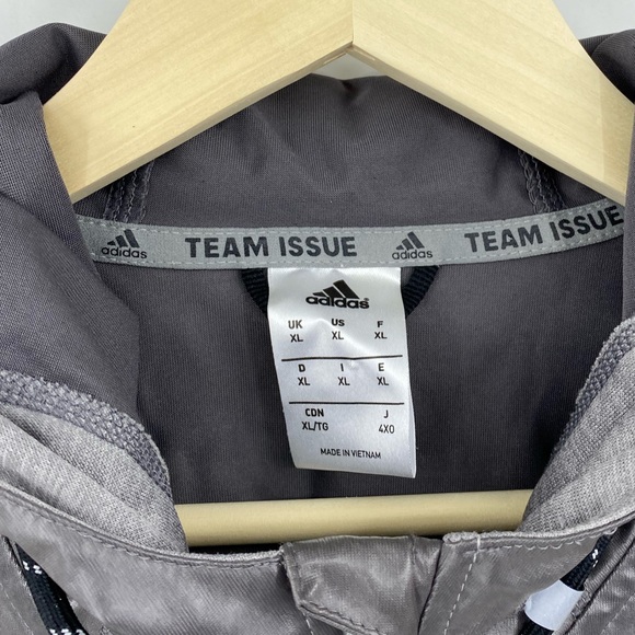 💕SALE💕 Adidas Gray Ross Team Issue Jacket - Picture 6 of 9